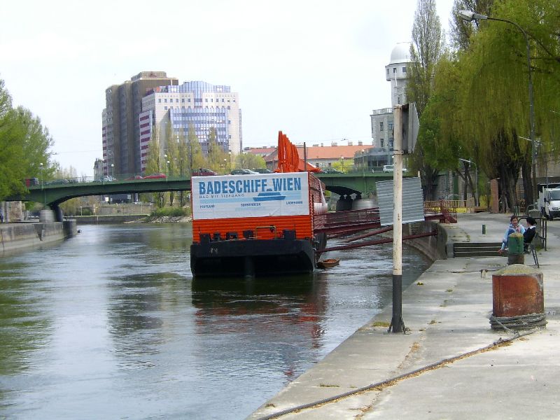 Badeschiff Wien